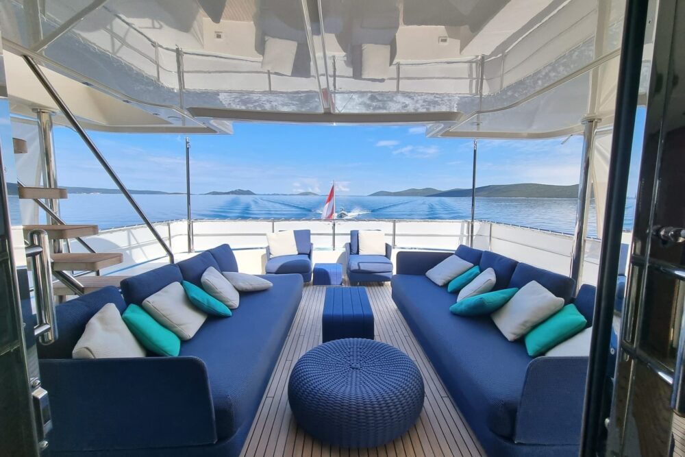 Custom Line Navetta 28 „ESTELLA III“ - Interiér 
