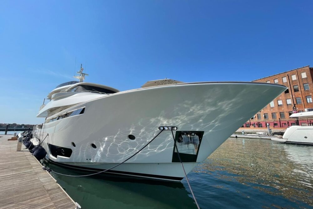 Custom Line Navetta 28 „ESTELLA III“ - Exteriér 