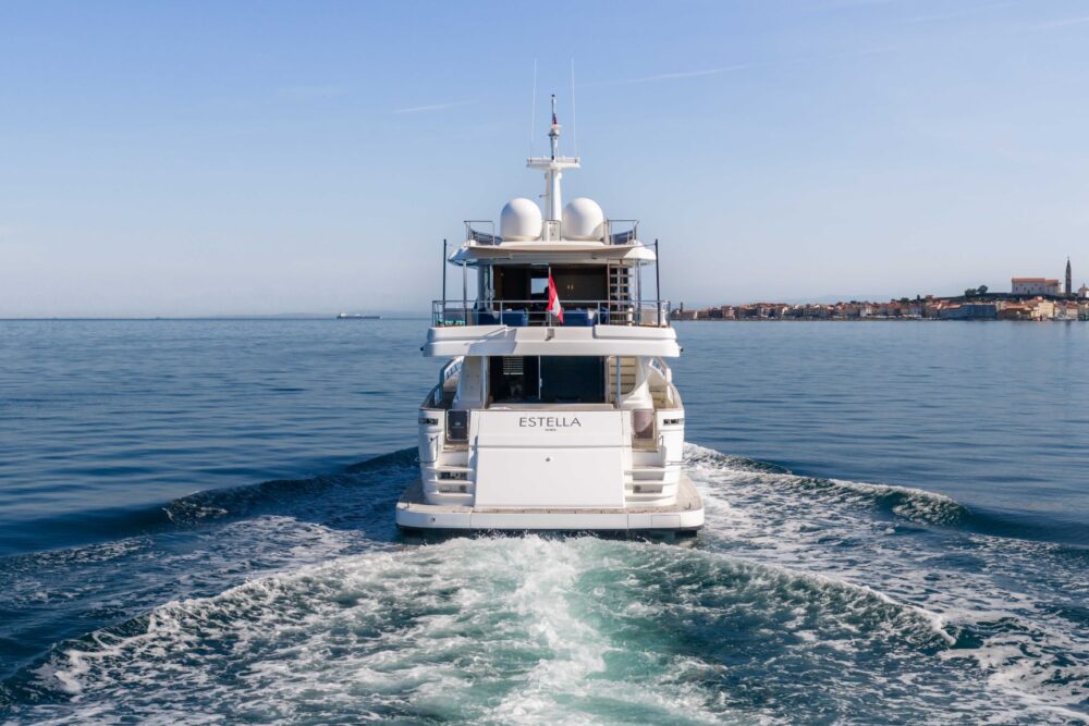 Custom Line Navetta 28 „ESTELLA III“ - Exteriér 