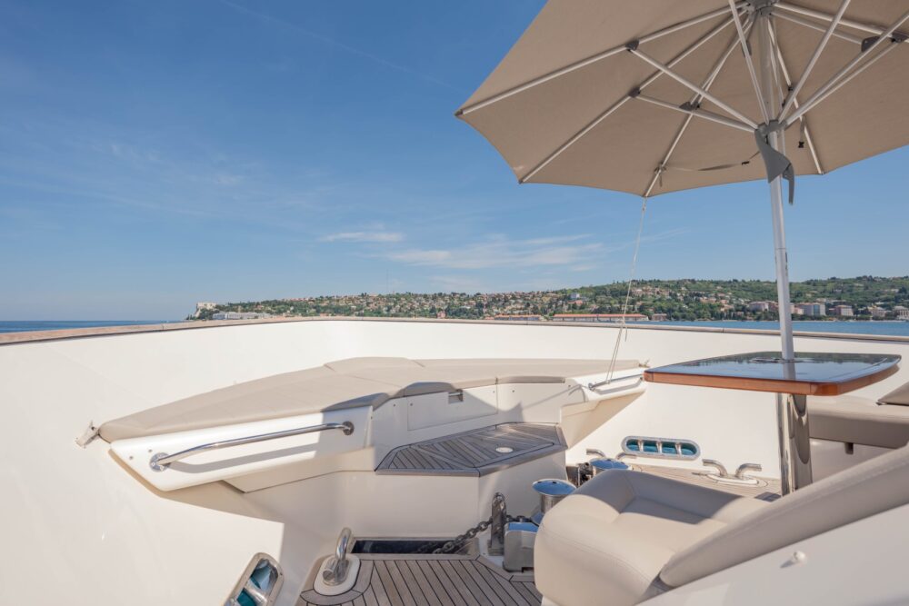 Custom Line Navetta 28 „ESTELLA III“ - Exteriér 