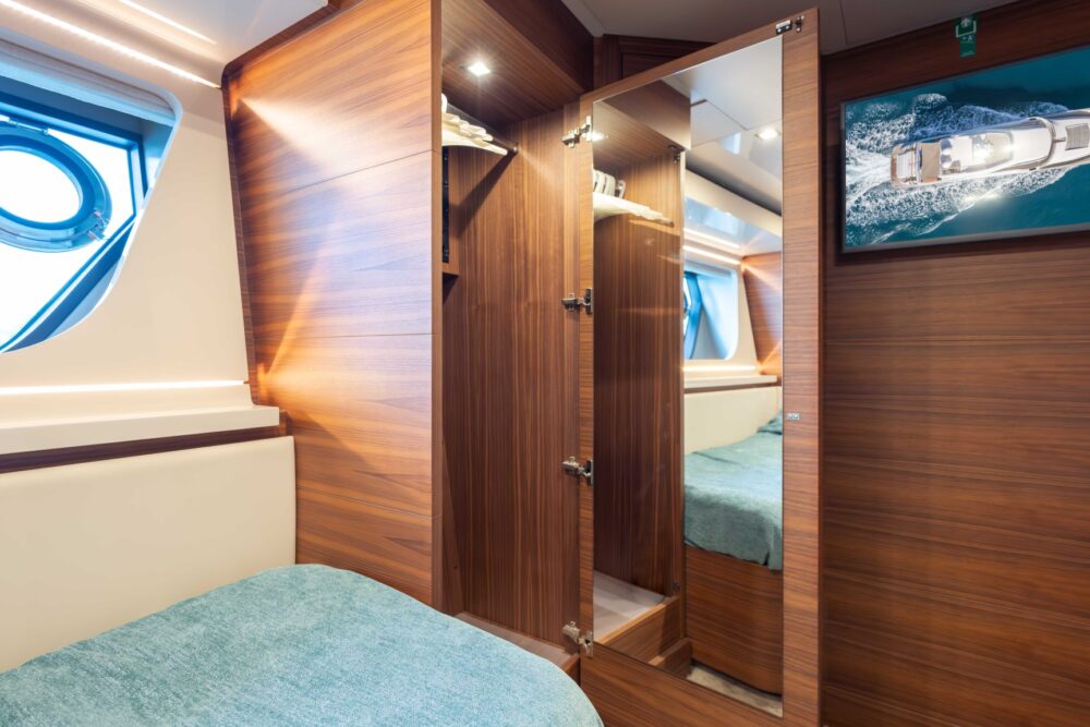 Custom Line Navetta 28 „ESTELLA III“ - Interiér 
