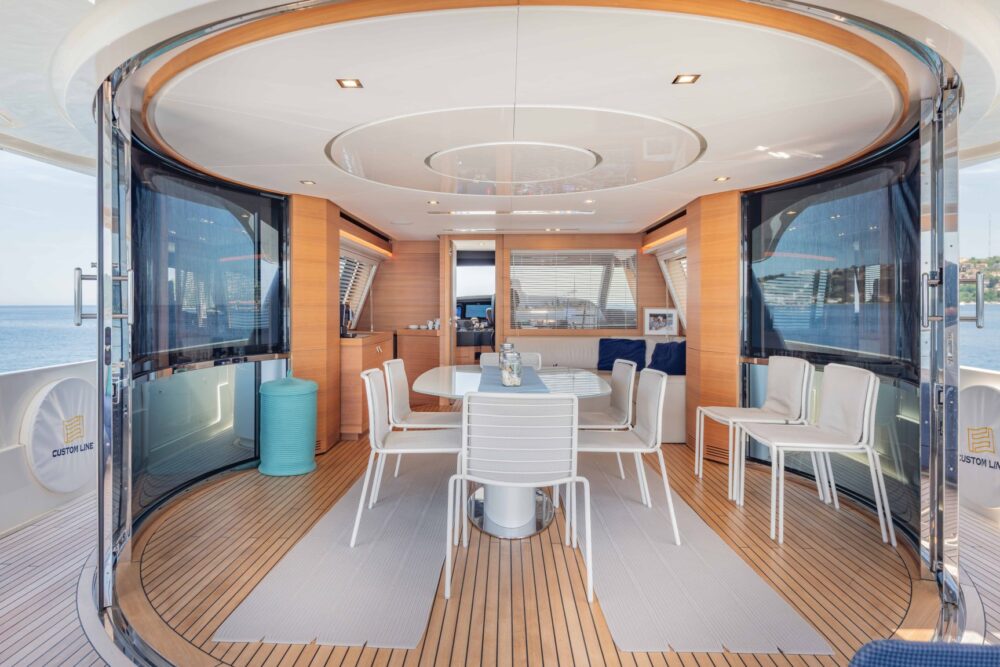 Custom Line Navetta 28 „ESTELLA III“ - Interiér 