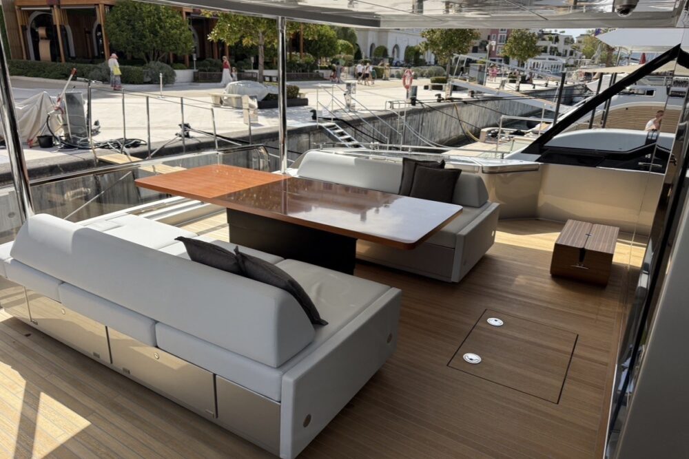 Riva 90 Argo - Esterno 