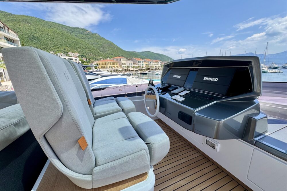 Ferretti Yachts 780 “FIFTY” - Exterior 