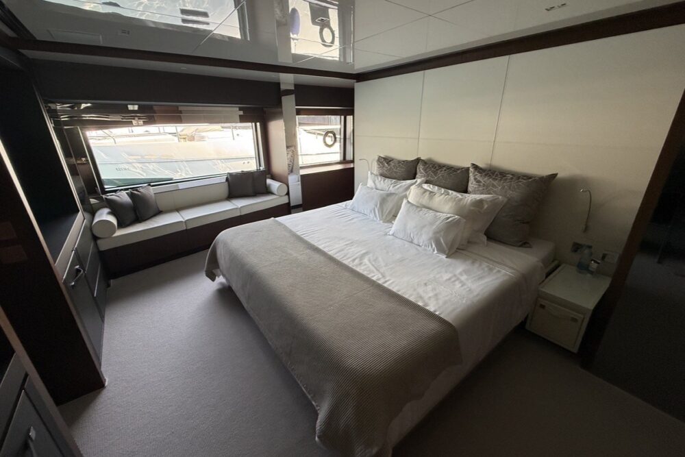 Riva 90 Argo - Interno 