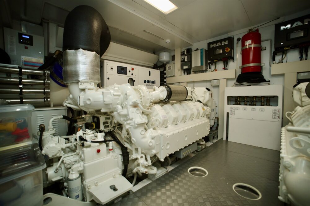 Ferretti Yachts 780 “FIFTY” - Interior 