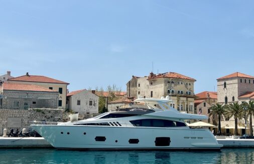 Ferretti Yachts 800 “El Sueno”