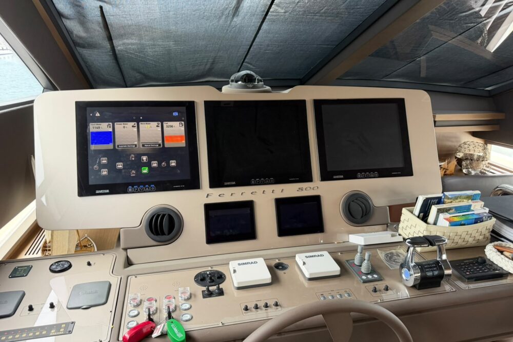 Ferretti Yachts 800 “El Sueno” - Interior 