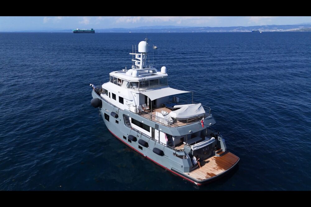 Bering 77 “VAI” - Exterior 