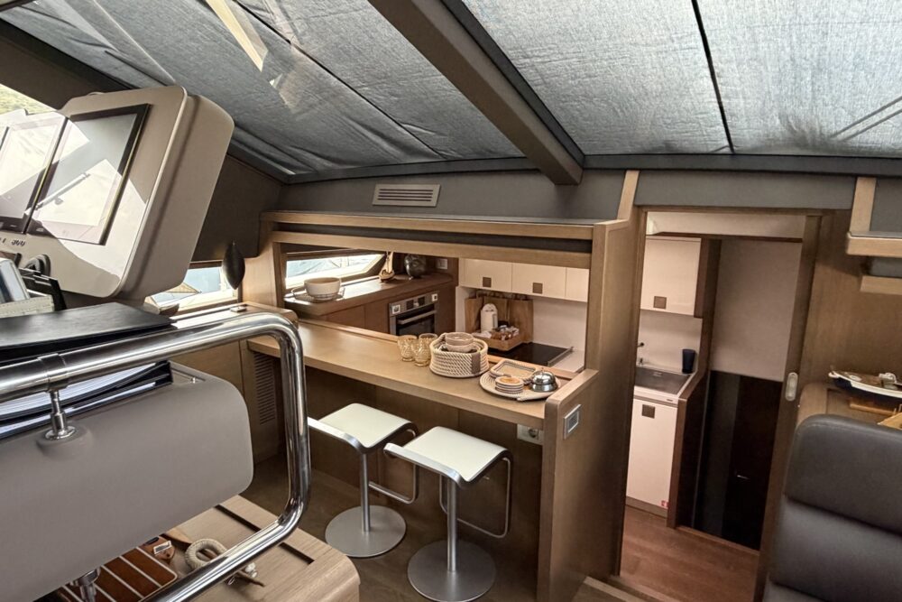 Ferretti Yachts 800 “El Sueno” - Interior 
